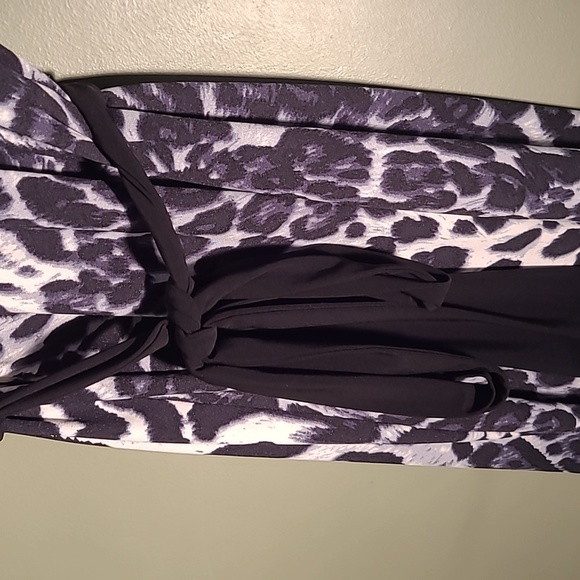Sandra Darren Size 12 Animal Print Dress - Picture 4 of 6